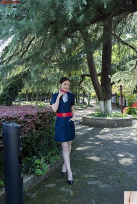 美人モデル・アン・チーさんの足の長いスチュワーデスの景勝地で個人撮影(1)(100P)