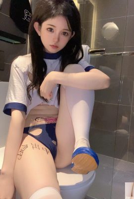 Weiboセレブのトップに見えるロリ少女[倦倦喵]顔を見せてカスタマイズ(74P)