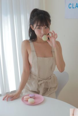 [Eunji Pyo] 甘い顔と小悪魔的な姿が夢を誘う(36P)