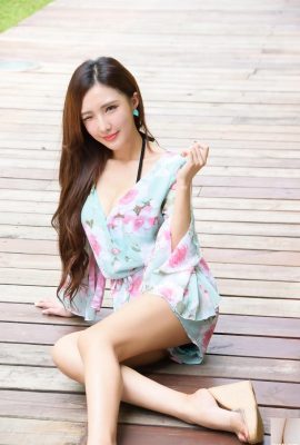美しいモデルの趙雲、色白、美乳、スレンダーな脚、屋外セクシー写真（43P）
