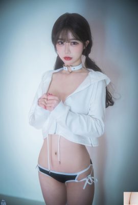 [Jung Eun] スレンダー体型の韓国美女が狂おしい誘惑(44P)