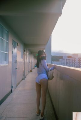 [Han Yeri] 裸見せたら満足ですか?(28P)