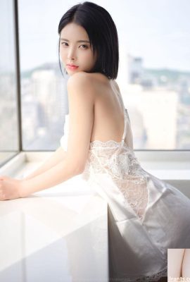 色白で優しい美人ヒョヨン(52P)