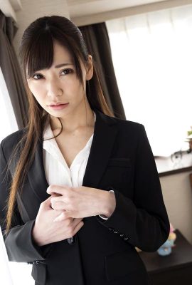 (安室奈々) 美しくて有能な女性秘書が好き (21P)