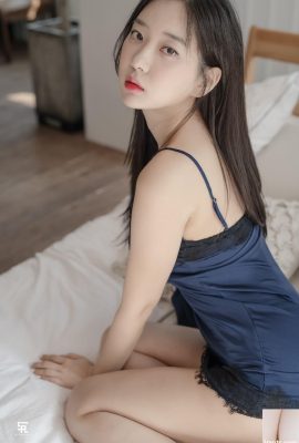 韓国の美しいモデル、シン・ジェウン・ゼニルトのセクシー写真「Blessing」(37P)