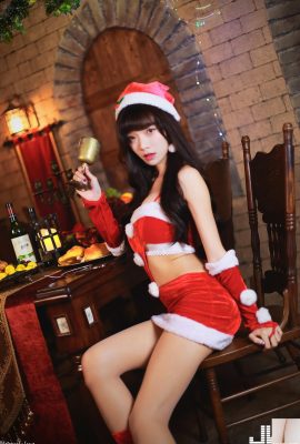 【モデル写真】2017 クリスマスガールキティ クリスマス酒場(17P)