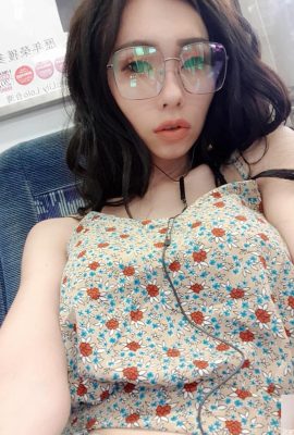 長身混血モデル – Qiqi Babara (18P)