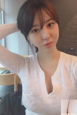 Lovelyn 韓国のかわいい女の子の乳量は本当に非科学的です(50P)