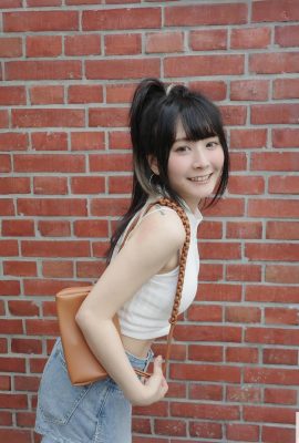 隣の女の子「Lu Zixuan」は細くて白くて柔らかい脚がとても魅力的です（10P）