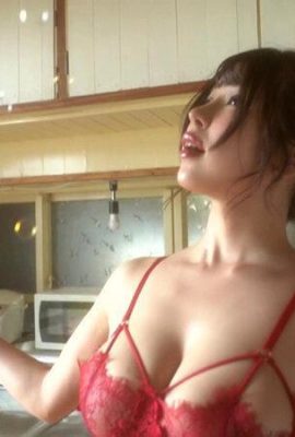 気まぐれお姉さん 有岡美羽の極上パパイヤ乳輪は舐めたくなるほど美しい