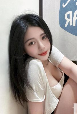 美少女ヤユンはバレンタインデーに写真をフラッシュしなかったが、ネチズンの目はフラッシュし続けた