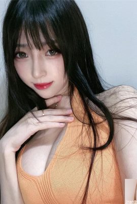 YOYOのセクシードレスと美貌がさらにすごい…自慢のバストが魅力的！