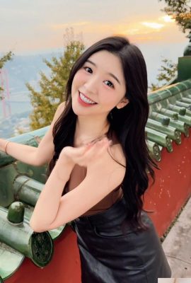 側胸の曲線「Zhang Anqi」悪魔の姿は究極の誘惑を醸し出し、深い溝が突然現れます（38p）