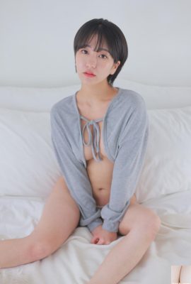 （Sehee）曲線が明らかになり、写真が乱流されている短い髪の美しさ（32p）