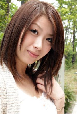加藤ツバキ：人妻デート 美熟女と野外デート (67P)