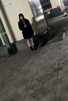 末広純： (コスハメ) 小悪魔的美少女の桃尻の痙攣昇天ハメ撮り中出し 末広純 (21P)