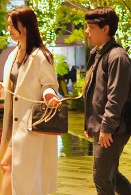 戸川なみ：金と性欲を持て余した港區婦人の逆大人デート 射精が出來ないバリ硬チ〇… (21P)