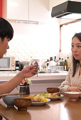 田所百合：夫を喜ばせるため、他人とのセックスを隠し撮りする変態美人妻 田所百合 (21P)