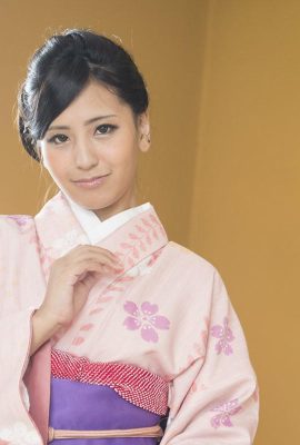 鈴南ほのか：大掃除ができなかったアナタに著物家政婦のご奉仕 (22P)