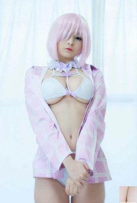 Hidori Rose（ピンク）（41p）によるMashu Kyrielight Cosplay