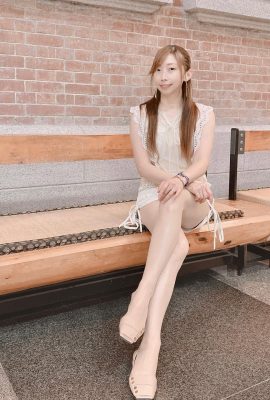 「Yu Xuanxuan」それはとても暑いので、甘さとセクシーの両方が上半身（20p）と組み合わされます