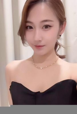 「i_qi min」完全な胸の形はとても目を引く（22p）