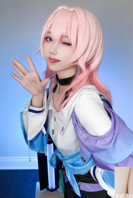 Coser “Aya” Walking（10p）の非常に人気のあるアートワーク