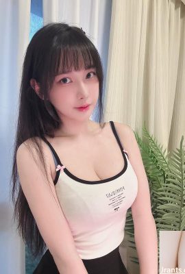 ライブバービー「イリ」は人々を心の中で批判的に感じさせます（10p）