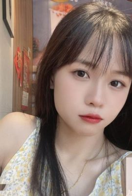 裸で露出した女の子を持つ美しい女の子のクールな写真！ （14p）