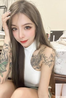 甘い笑顔「Yifeng Zheng」があなたの心を捕らえます（10p）