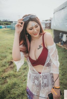 ホットガール「フェンフェンイボンヌ」の誘惑（10p）