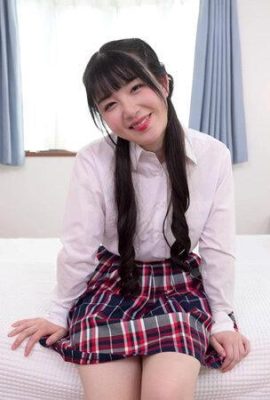 真白ふわり： (4K) M男クンを優しく焦らす小悪魔女子の3P癡女責めSEX 真白ふわり (21P)
