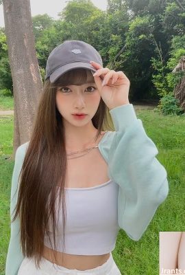 エレクトリックアイを持つかわいい女の子は美しい雰囲気を醸し出し、彼女の体全体でセクシーで暑い（11p）