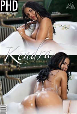 （Photodromm.com）（2016-04-18）Kendra  –  Suanch Bubbles II