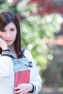素晴らしい演技スキル、時には学生の女の子、時には妻、異なるスタイル、平等な誘惑（16p）