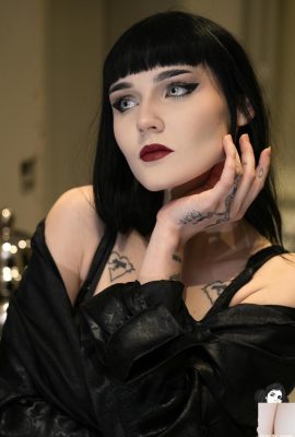 （Suicide Girls）2025年6月4日 – ラジエル – ソラリウム（42p）