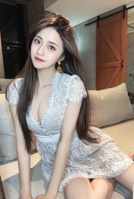 甘くてかわいい女の子「Jia jia’er」はとても暑くて美しい写真に見えて、彼女の体と心を慰めます（10p）