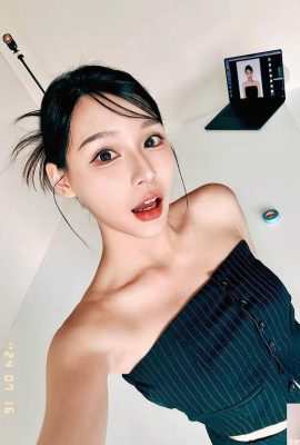 かわいくてかわいい女の子「チン・チンルルー」には深いキャリアがあり、ブロックできない白くて柔らかい胸があります（10p）