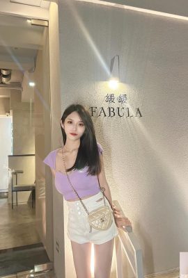 美しい姿に隠された「li Xin」のホットな写真（10p）
