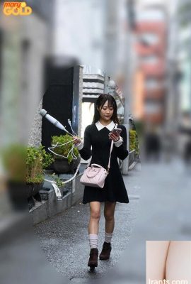 澪奈あすみ：新人 電マ女王 澪奈あすみ AVdebut (11P)
