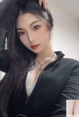 セクシーなモデル「Yu Yan」にはユニークな魅力が止められない（10p）
