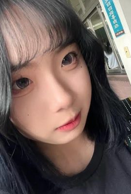 セクシーな衝撃的な「アイスブルーベリーゼリー」は魅力に満ちています（10p）