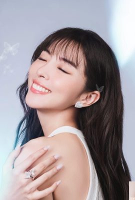 「Yuexi」甘い笑顔は一度に魅力的に恋に落ちました（10p）