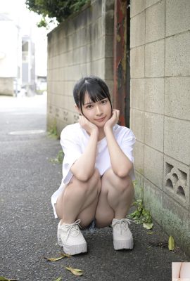 （Mihua Eni）彼女の柔らかくふっくらした姿を示す人はみんなの注意を引き付けます（38p）