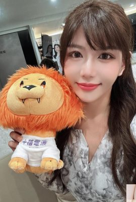 「ドンドン」は純粋な顔と甘くて致命的で色っぽい表情を持っており、人々を夢中にさせます（10P）