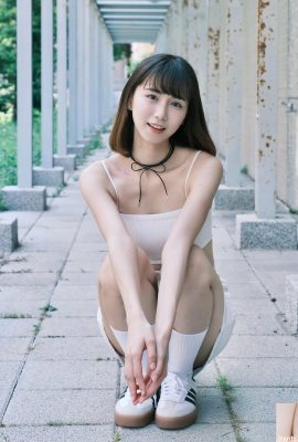 気まぐれ女子校生「ティン」は誘惑に負けそうな甘い顔立ち（10P）