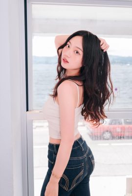 「Bai Mengxian」は繊細な外観と際立った白くて柔らかい肌で誘惑に満ちています（10P）