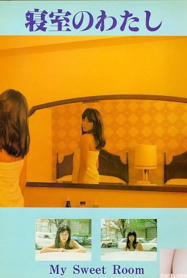 Porn star in Urabon-Books 寢室のわたしMy Sweet Room (52P)