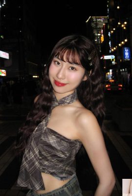 甘い顔立ちと艶っぽい姿が魅力的な「結奈ゆな」(10P)