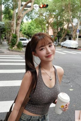 「ユアン・ユアン」は清純な顔の下に魅惑的なボディを持っています（10P）